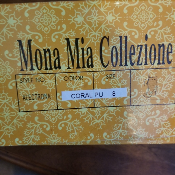 NIB Mona Mia Faux Booties - Picture 3 of 10